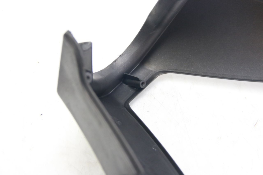 photo de RüCKSPIEGELABDECKUNG APRILIA ATLANTIC 500 (2002 - 2003) - Details der Befestigungspunkte