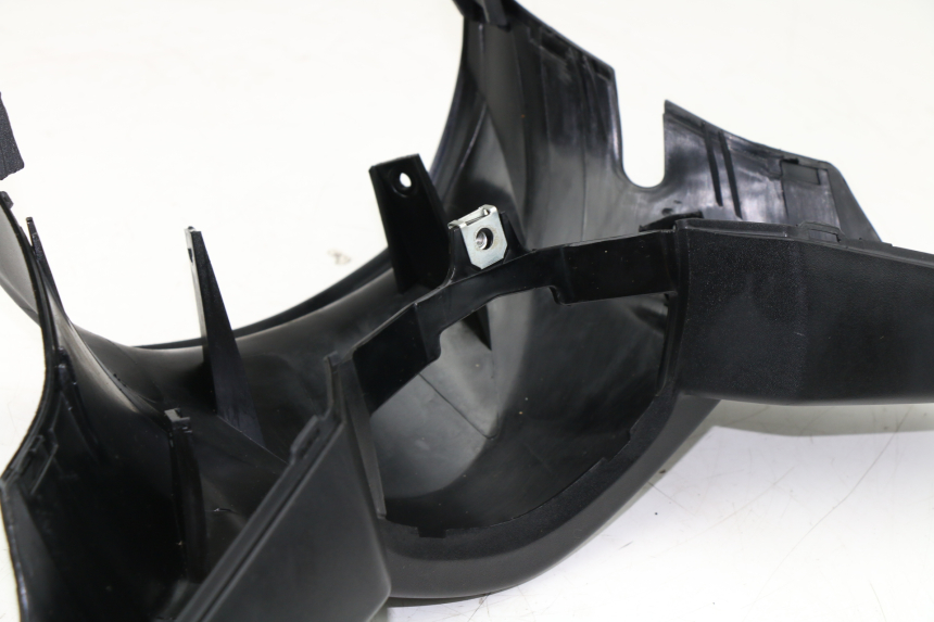 photo de LENKERVERKLEIDUNG HINTEN BMW C GT 650 (2012 - 2015) - Zoom auf Gebrauchszustand