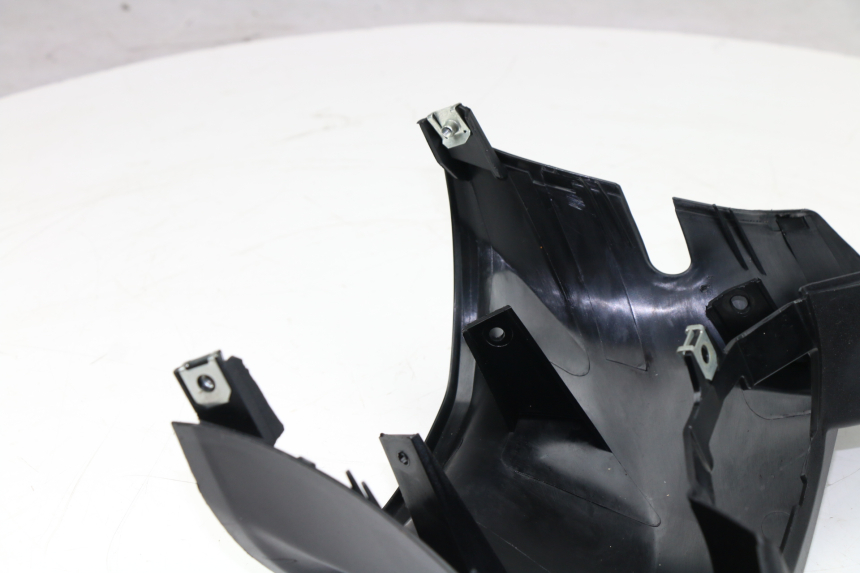 photo de LENKERVERKLEIDUNG HINTEN BMW C GT 650 (2012 - 2015) - Technische Nahaufnahme