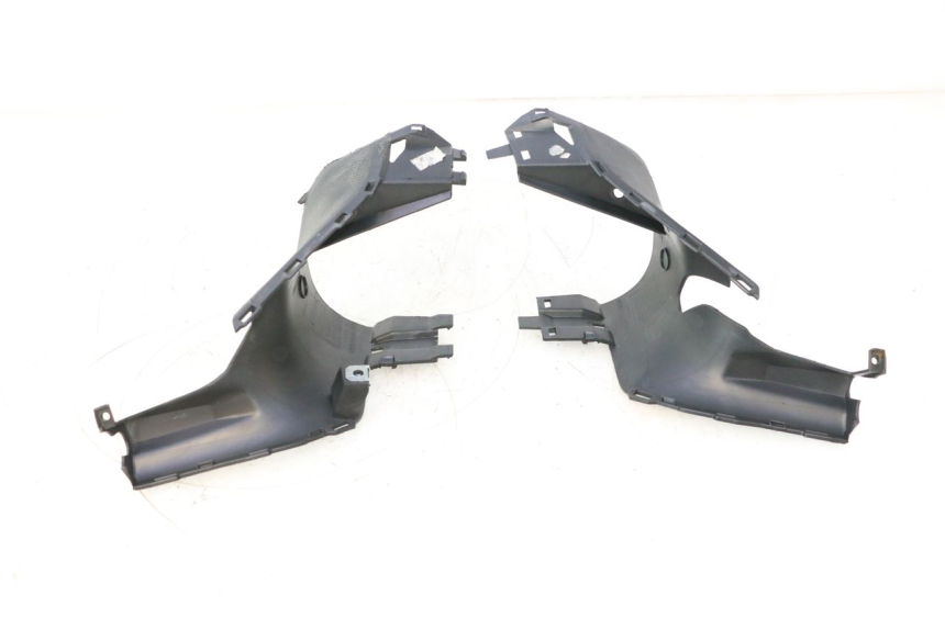 photo de LENKERVERKLEIDUNG HINTEN BMW C SPORT 650 (2015 - 2021) - Detailansicht des Bauteils