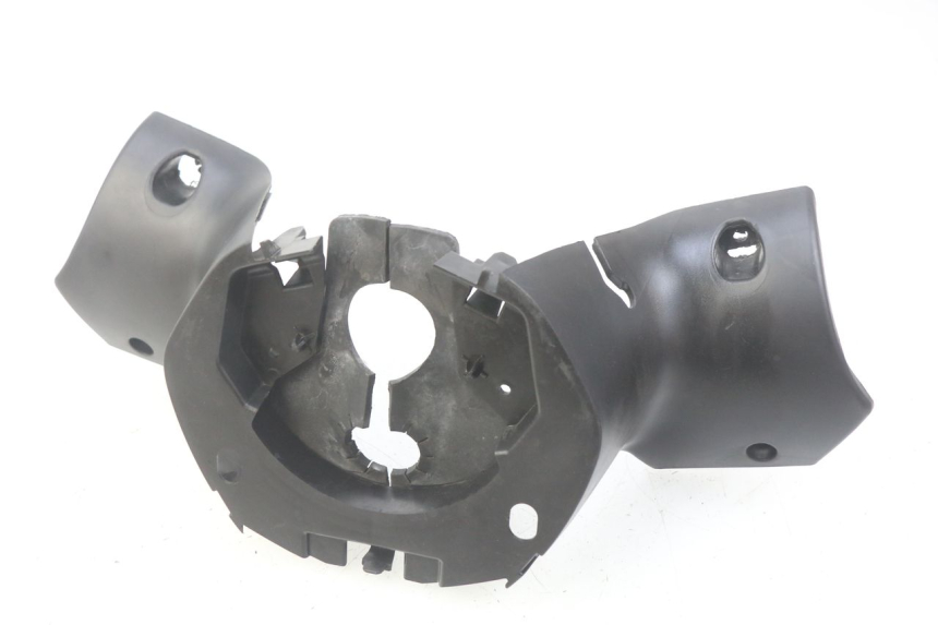 photo de HINTERE LENKERABDECKUNG PEUGEOT CITYSTAR 125 (2011 - 2017) - Technische Nahaufnahme