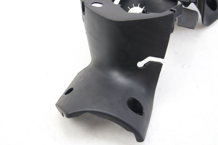 photo de HINTERE LENKERABDECKUNG PEUGEOT CITYSTAR 125 (2011 - 2017) - Technische Nahaufnahme