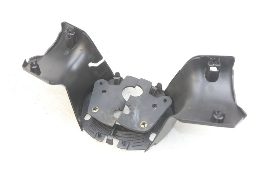 photo de HINTERE LENKERABDECKUNG PEUGEOT CITYSTAR 125 (2011 - 2017) - Hauptansicht