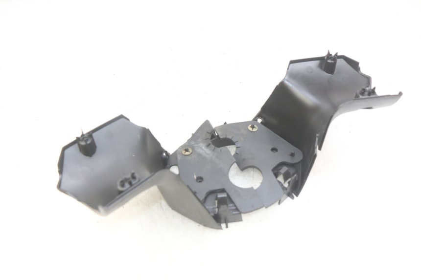 photo de HINTERE LENKERABDECKUNG PEUGEOT CITYSTAR 125 (2011 - 2017) - Zoom auf Gebrauchszustand