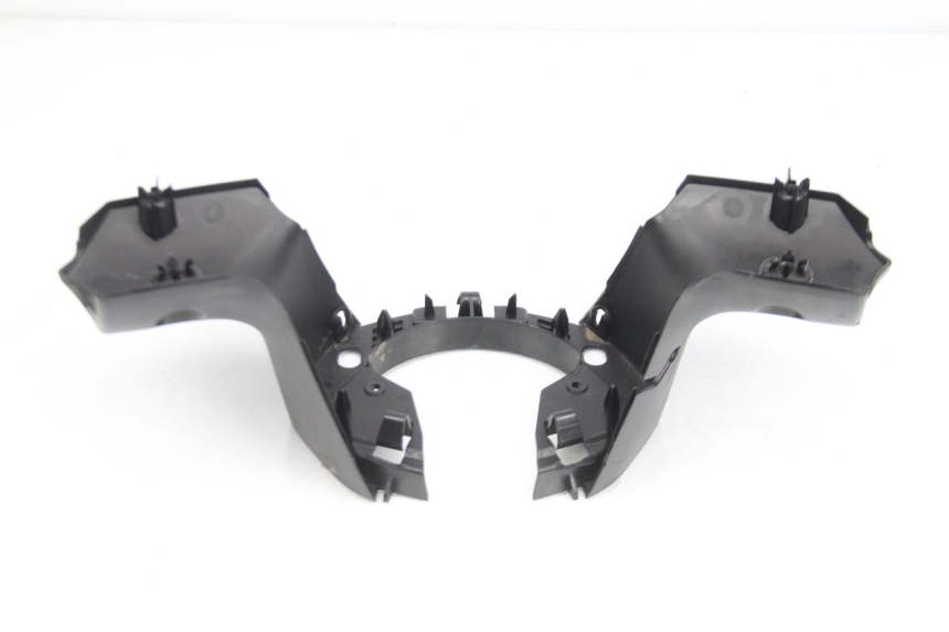 photo de HINTERE LENKERABDECKUNG PEUGEOT CITYSTAR 50 (2013 - 2017) - Hauptansicht