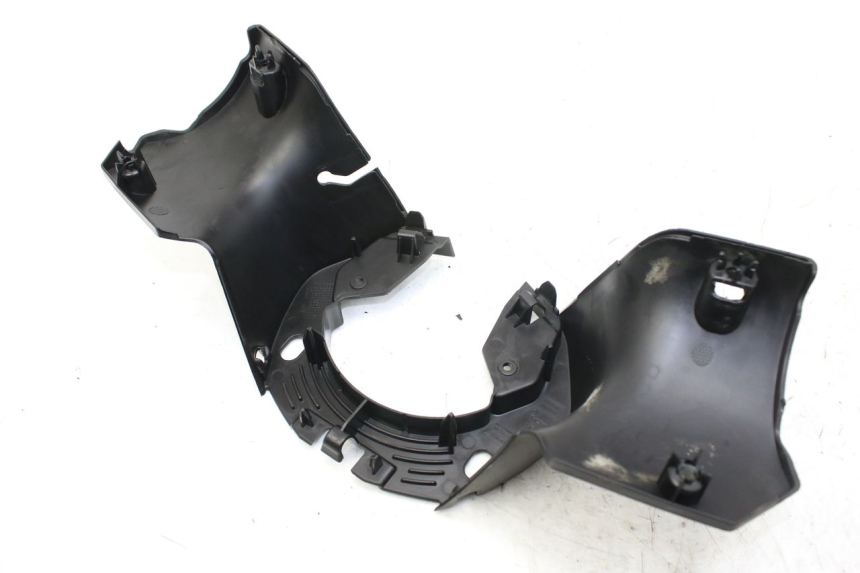 photo de HINTERE LENKERABDECKUNG PEUGEOT CITYSTAR 50 (2013 - 2017) - Technische Nahaufnahme