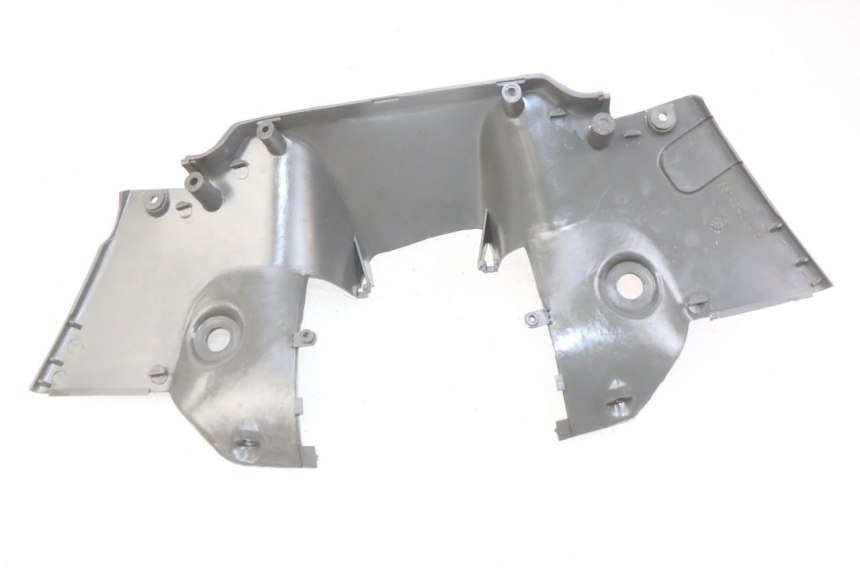 photo de HINTERE LENKERABDECKUNG SUZUKI CP 80 (1985 - 1996) - Technische Nahaufnahme