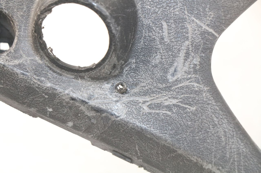 photo de HINTERE LENKERABDECKUNG YAMAHA CYGNUS X INJECTION 125 (2007 - 2013) - Technische Nahaufnahme