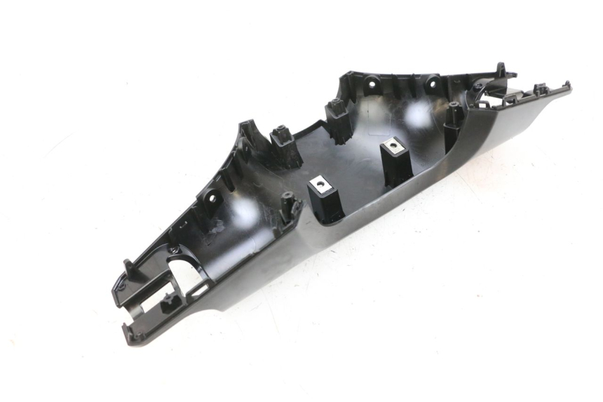 photo de LENKERVERKLEIDUNG HINTEN SEGWAY NINEBOT E125S 1 (2022 - 2026) - Charakteristische Merkmale