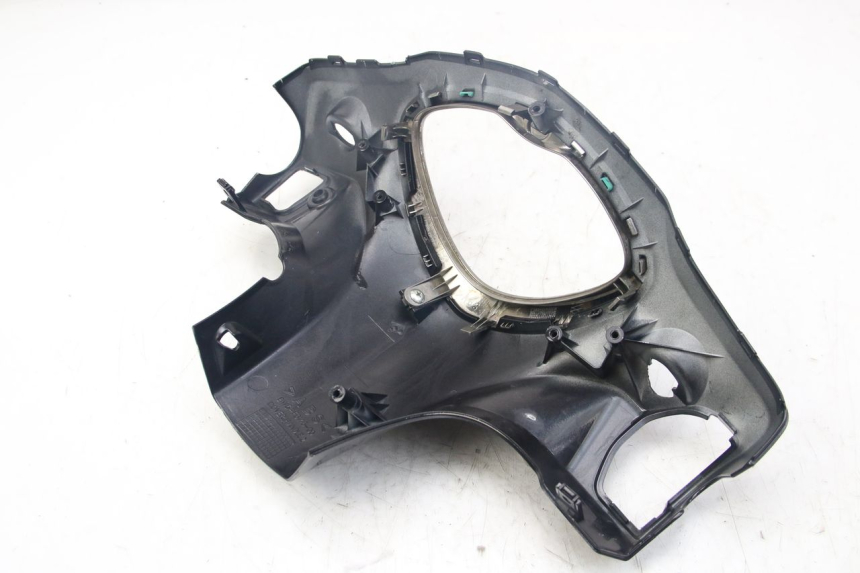 photo de HINTERE LENKERABDECKUNG YAMAHA D'ELIGHT DELIGHT 125 (2017 - 2020) - Charakteristische Merkmale