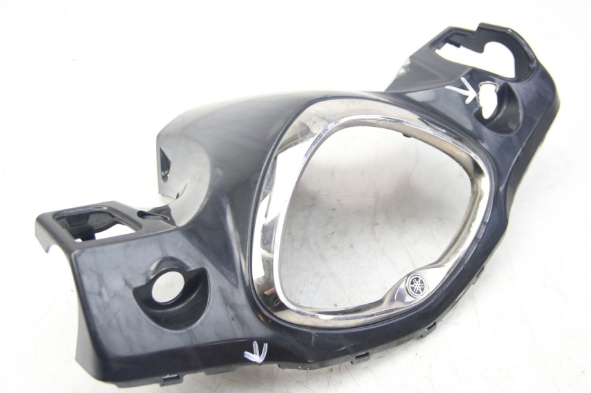 photo de HINTERE LENKERABDECKUNG YAMAHA D'ELIGHT DELIGHT 125 (2017 - 2020) - Details der Befestigungspunkte