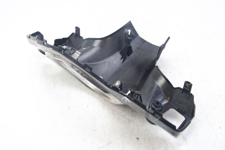 photo de HINTERE LENKERABDECKUNG YAMAHA D'ELIGHT DELIGHT 125 (2017 - 2020) - Kennzeichnungen und Originalreferenzen