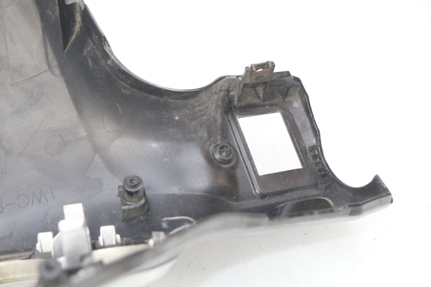 photo de HINTERE LENKERABDECKUNG YAMAHA D'ELIGHT DELIGHT 115 (2013 - 2017) - Zoom auf Gebrauchszustand