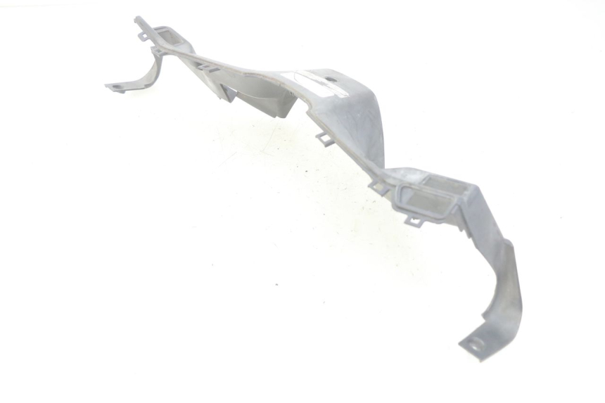 photo de HINTERE LENKERABDECKUNG HONDA FES PANTHEON 125 (2003 - 2007) - Detailansicht des Bauteils