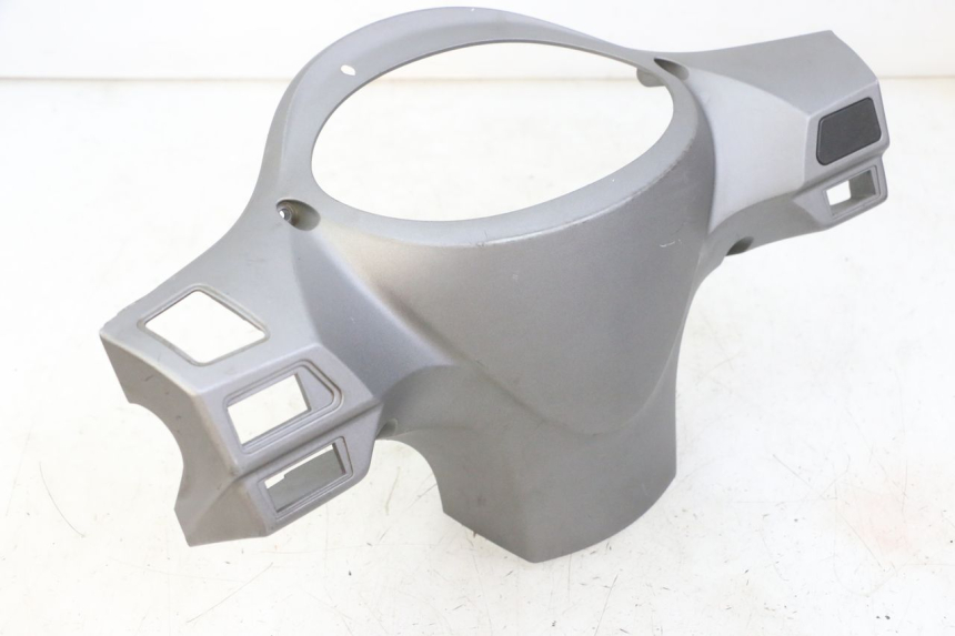 photo de HINTERE LENKERABDECKUNG SYM FIDDLE 3 III 125 (2014 - 2020) - Hochauflösende Nahaufnahme