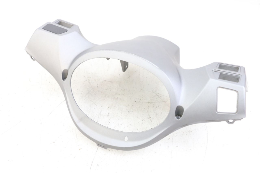 photo de HINTERE LENKERABDECKUNG SYM FIDDLE 3 III 125 (2014 - 2020) - Detaillierte Sichtprüfung