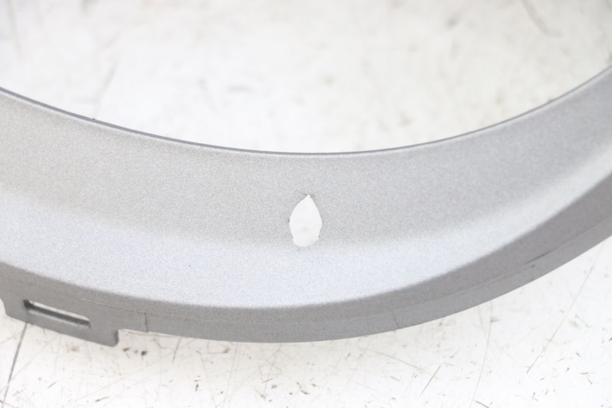 photo de HINTERE LENKERABDECKUNG SYM FIDDLE 3 III 125 (2014 - 2020) - Fokus auf die Struktur