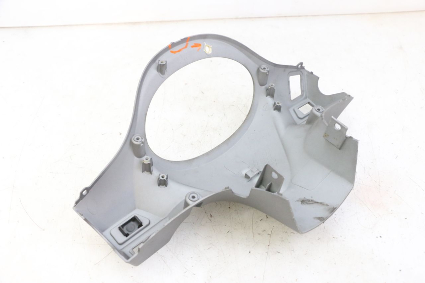 photo de HINTERE LENKERABDECKUNG SYM FIDDLE 3 III 125 (2014 - 2020) - Alternative Perspektive