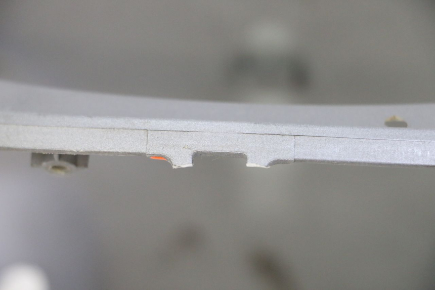 photo de HINTERE LENKERABDECKUNG SYM FIDDLE 3 III 125 (2014 - 2020) - Kennzeichnungen und Originalreferenzen