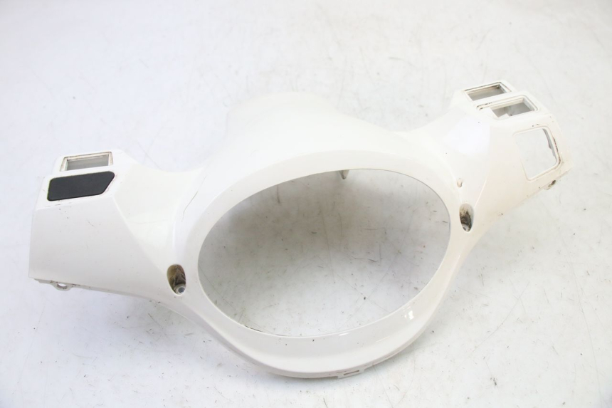 photo de HINTERE LENKERABDECKUNG SYM FIDDLE 3 III 125 (2014 - 2020) - Detailansicht des Bauteils