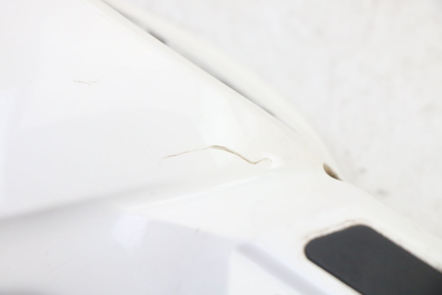 photo de HINTERE LENKERABDECKUNG SYM FIDDLE 3 III 125 (2014 - 2020) - Technische Nahaufnahme