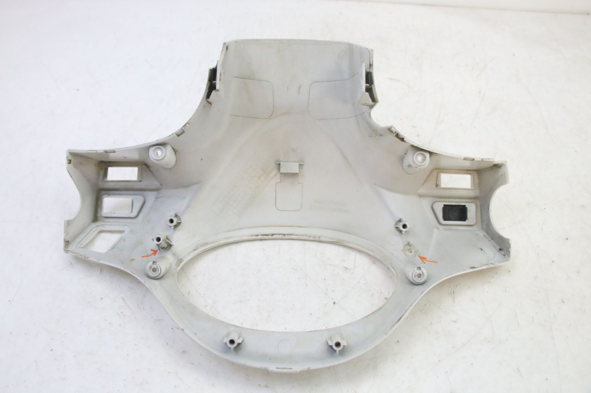 photo de HINTERE LENKERABDECKUNG SYM FIDDLE 3 III 125 (2014 - 2020) - Geprüftes Gebrauchtteil