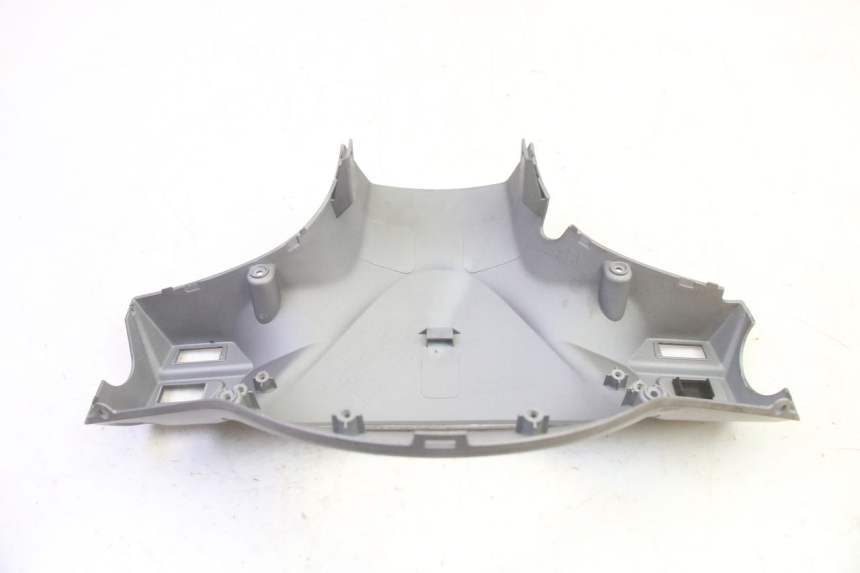 photo de HINTERE LENKERABDECKUNG SYM FIDDLE 3 III 125 (2014 - 2020) - Details der Befestigungspunkte