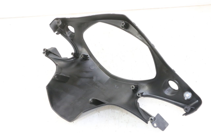 photo de LENKERVERKLEIDUNG HINTEN MBK FLAME X 125 (2007 - 2016) - Detailansicht des Bauteils