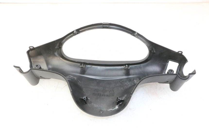 photo de HINTERE LENKERABDECKUNG PIAGGIO FLY 2T 50 (2004 - 2017) - Zoom auf Gebrauchszustand