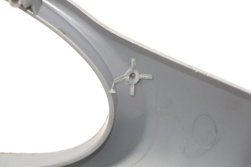 photo de HINTERE LENKERABDECKUNG PIAGGIO FLY 100 (2006 - 2010) - Alternative Perspektive