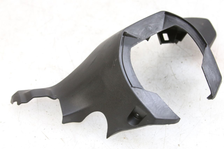 photo de HINTERE LENKERABDECKUNG HONDA FORZA 125 (2015 - 2016) - Detailansicht des Bauteils