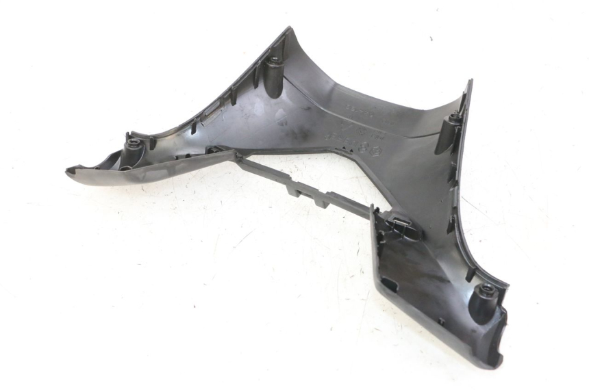 photo de LENKERVERKLEIDUNG HINTEN GILERA NEXUS 300 (2008 - 2013) - Detailansicht des Bauteils
