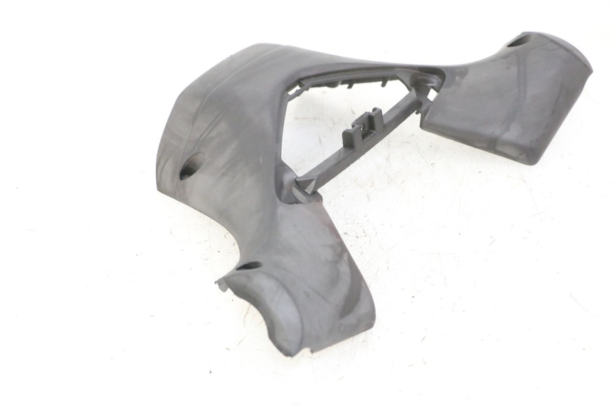 photo de LENKERVERKLEIDUNG HINTEN GILERA NEXUS 300 (2008 - 2013) - Technische Nahaufnahme