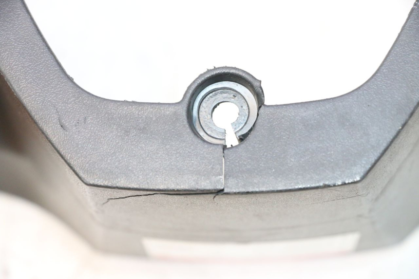 photo de LENKERVERKLEIDUNG HINTEN NECO GPX LC 2T 50 (2014 - 2018) - Details der Befestigungspunkte