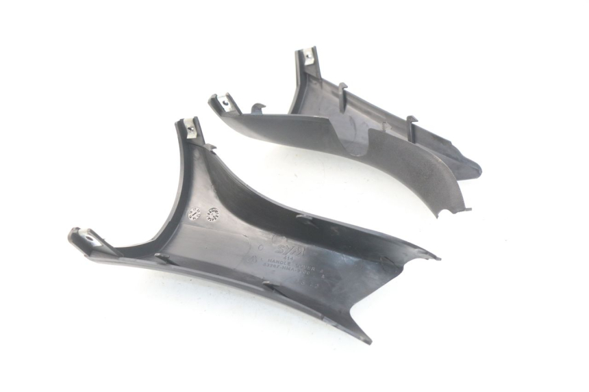 photo de LENKERVERKLEIDUNG HINTEN SYM GTS EFI ABS 125 (2012 - 2016) - Zoom auf Gebrauchszustand