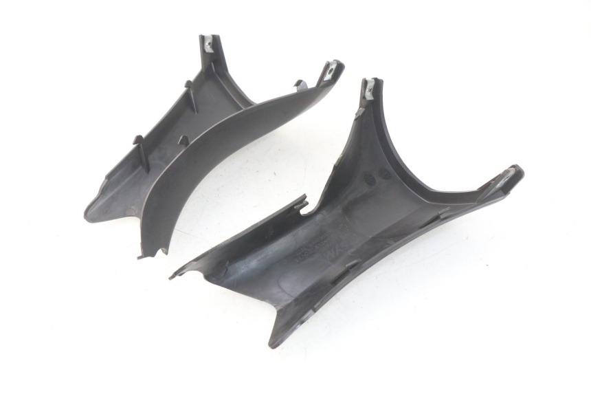 photo de LENKERVERKLEIDUNG HINTEN SYM GTS EFI ABS 125 (2012 - 2016) - Alternative Perspektive