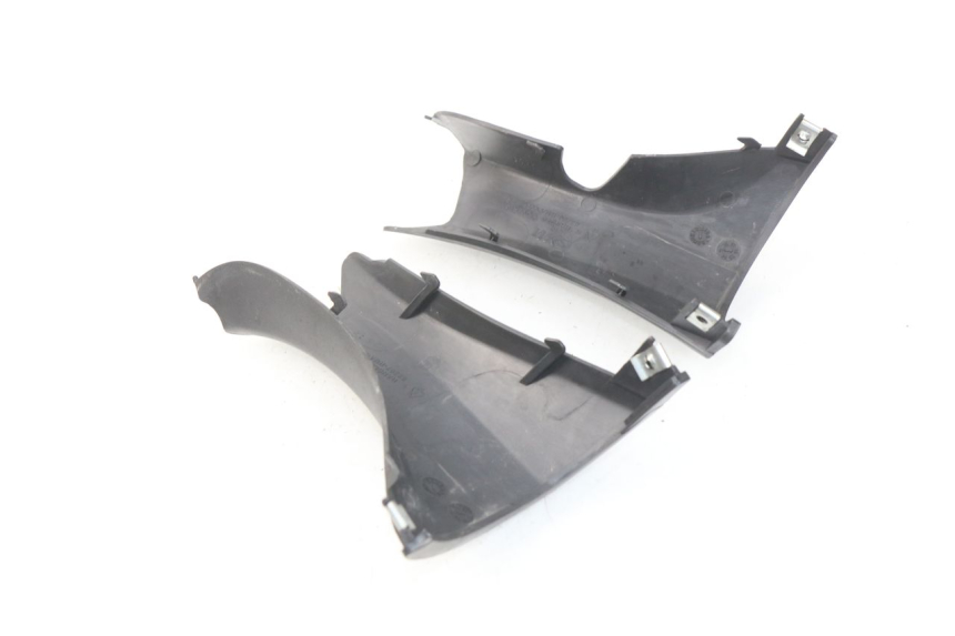 photo de LENKERVERKLEIDUNG HINTEN SYM JOYMAX 250 (2013 - 2017) - Alternative Perspektive