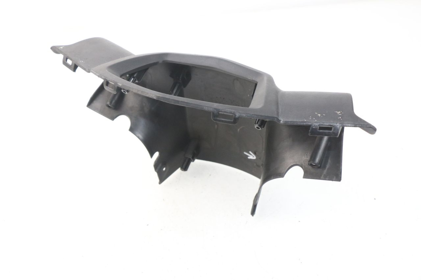 photo de HINTERE LENKERABDECKUNG PEUGEOT KISBEE 4T 50 (2018 - 2022) - Detailansicht des Bauteils