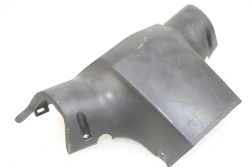 photo de HINTERE LENKERABDECKUNG PEUGEOT KISBEE 4T 50 (2010 - 2017) - Zoom auf Gebrauchszustand