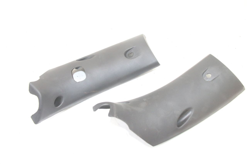 photo de LENKERVERKLEIDUNG HINTEN KYMCO GRAND DINK 125 (2008 - 2014) - Zoom auf Gebrauchszustand