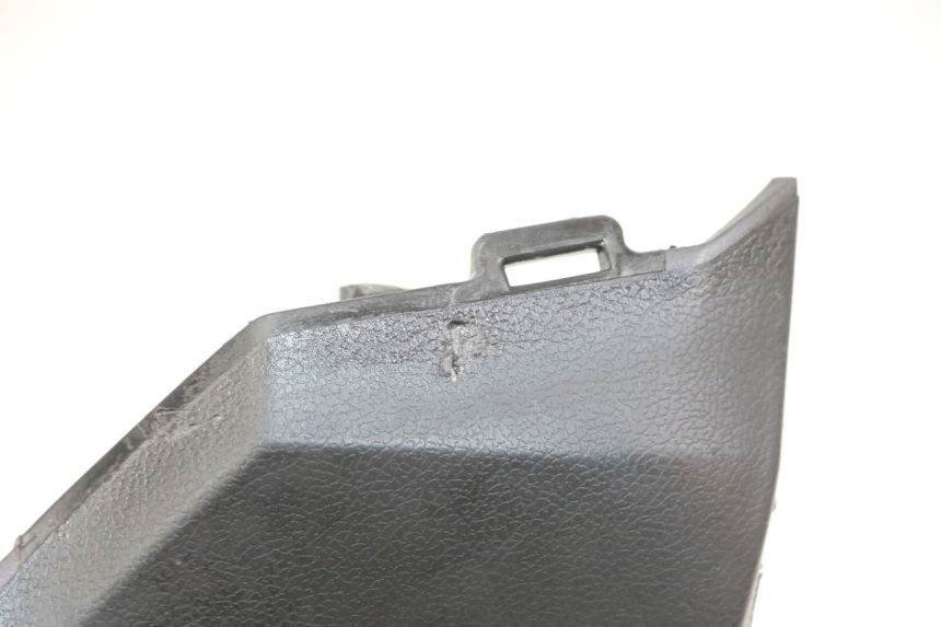 photo de HINTERE LENKERABDECKUNG KYMCO X-TOWN XTOWN 125 (2016 - 2021) - Zoom auf Gebrauchszustand