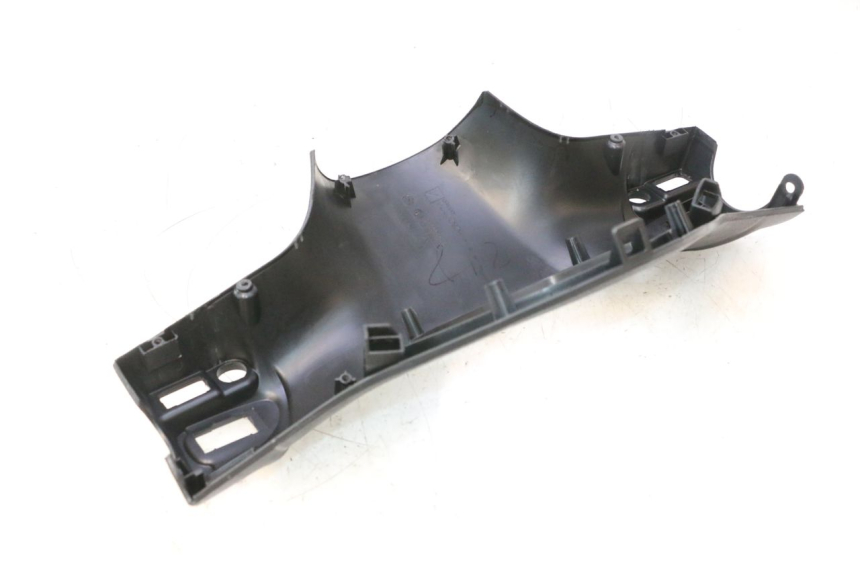 photo de LENKERVERKLEIDUNG HINTEN PIAGGIO LIBERTY IGET 4T 50 (2021 - 2025) - Oberflächenzustand und Material