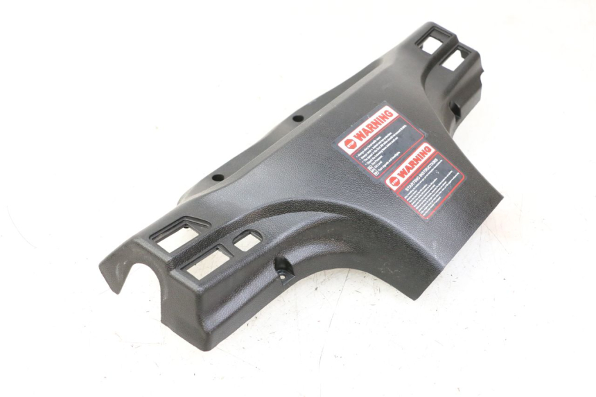 photo de LENKERVERKLEIDUNG HINTEN LONGJIA SHARPY 125 (2020 - 2024) - Details der Befestigungspunkte