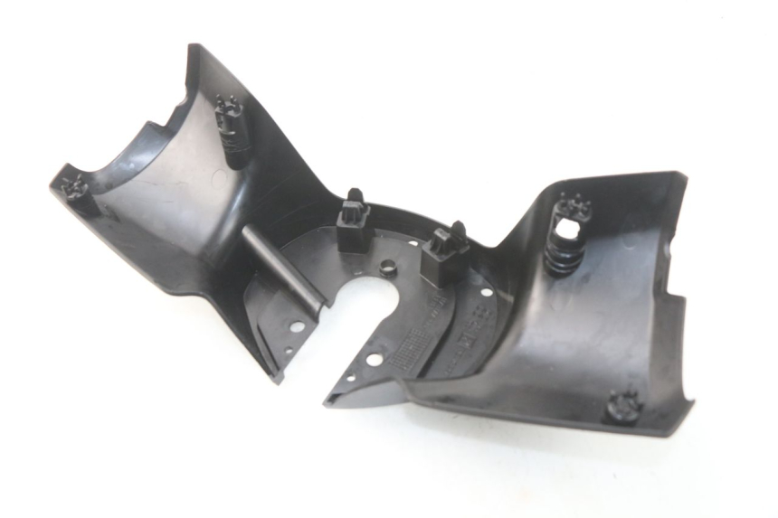 photo de LENKERVERKLEIDUNG HINTEN PEUGEOT METROPOLIS 400 (2017 - 2020) - Technische Nahaufnahme