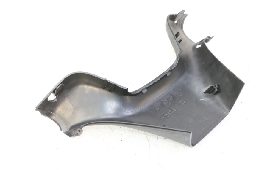 photo de RüCKSPIEGELABDECKUNG PIAGGIO MP3 RL 250 (2006 - 2010) - Technische Nahaufnahme
