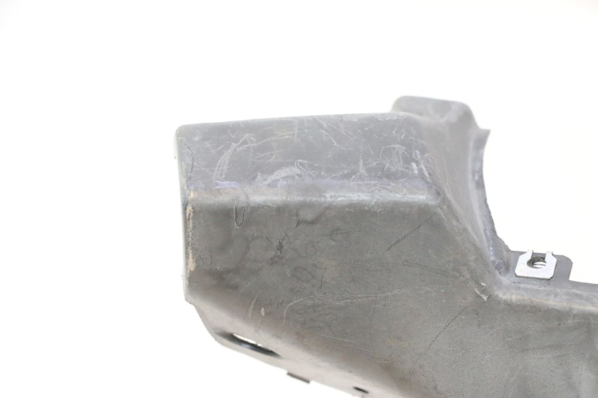 photo de LENKERVERKLEIDUNG HINTEN MBK NITRO 50 (2004 - 2008) - Charakteristische Merkmale