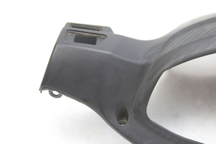 photo de HINTERE LENKERABDECKUNG RED ELECTRIC RED E PRO 1 (2017 - 2019) - Technische Nahaufnahme