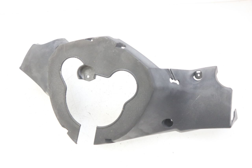 photo de HINTERE LENKERABDECKUNG PEUGEOT SATELIS COMPRESSOR K15 125 (2006 - 2009) - Zoom auf Gebrauchszustand