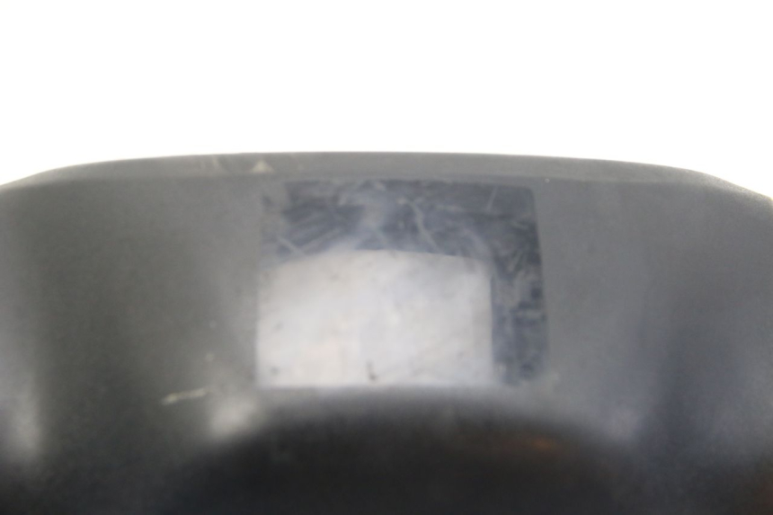 photo de RüCKSPIEGELABDECKUNG SUZUKI SIXTEEN 125 (2008 - 2010) - Profilansicht des Ersatzteils