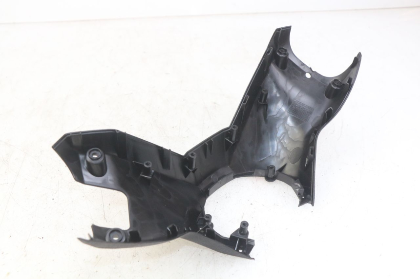 photo de HINTERE LENKERABDECKUNG MBK SKYCRUISER 125 (2010 - 2013) - Detailansicht des Bauteils